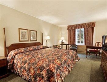 Ramada Inn 1776 Williamsburg Extérieur photo